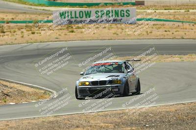 media/May-31-2025-CalClub SCCA (Sat) [[2c1a04e1ee]]/Qualifying/Group 2/Turn 4/